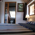 Le Sourire Du Lac Bed & Breakfast 3*