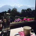 Le Sourire Du Lac Bed & Breakfast
