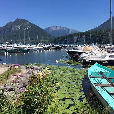 Le Sourire Du Lac Bed & Breakfast Sevrier